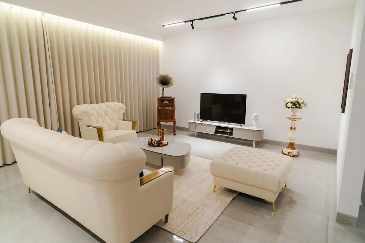 Villa Georgetown Italian-Style Jacuzzi Ktv 5Br 18Pax G Ferienhaus